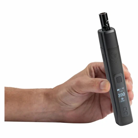 xmax-v3-pro-potv-black-in-hand-view_576x